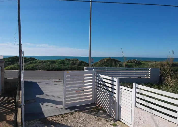 Villa Oneiro Fronte Mare