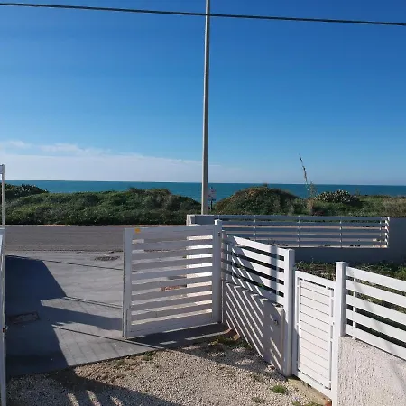 Villa Oneiro Fronte Mare Santa Maria del Focallo Exterior foto