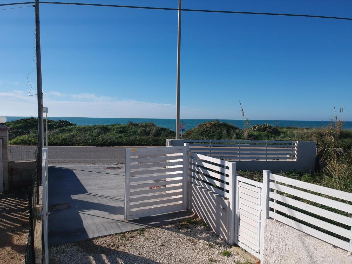 Casa vacanze Oneiro Fronte Mare Santa Maria del Focallo